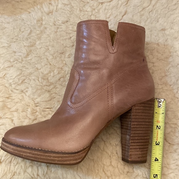 Lucky Brand Heeled Pumps Macaroon Tan Leather Women’s size 9 EUC with box - Picture 13 of 13